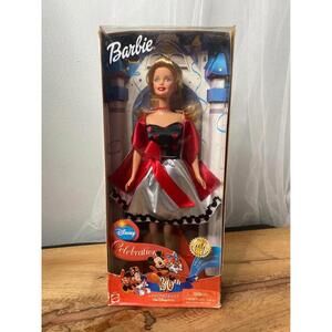 2001 Walt Disney World 30th Anniversary Theme Park Exclusive Barbie No. 52647